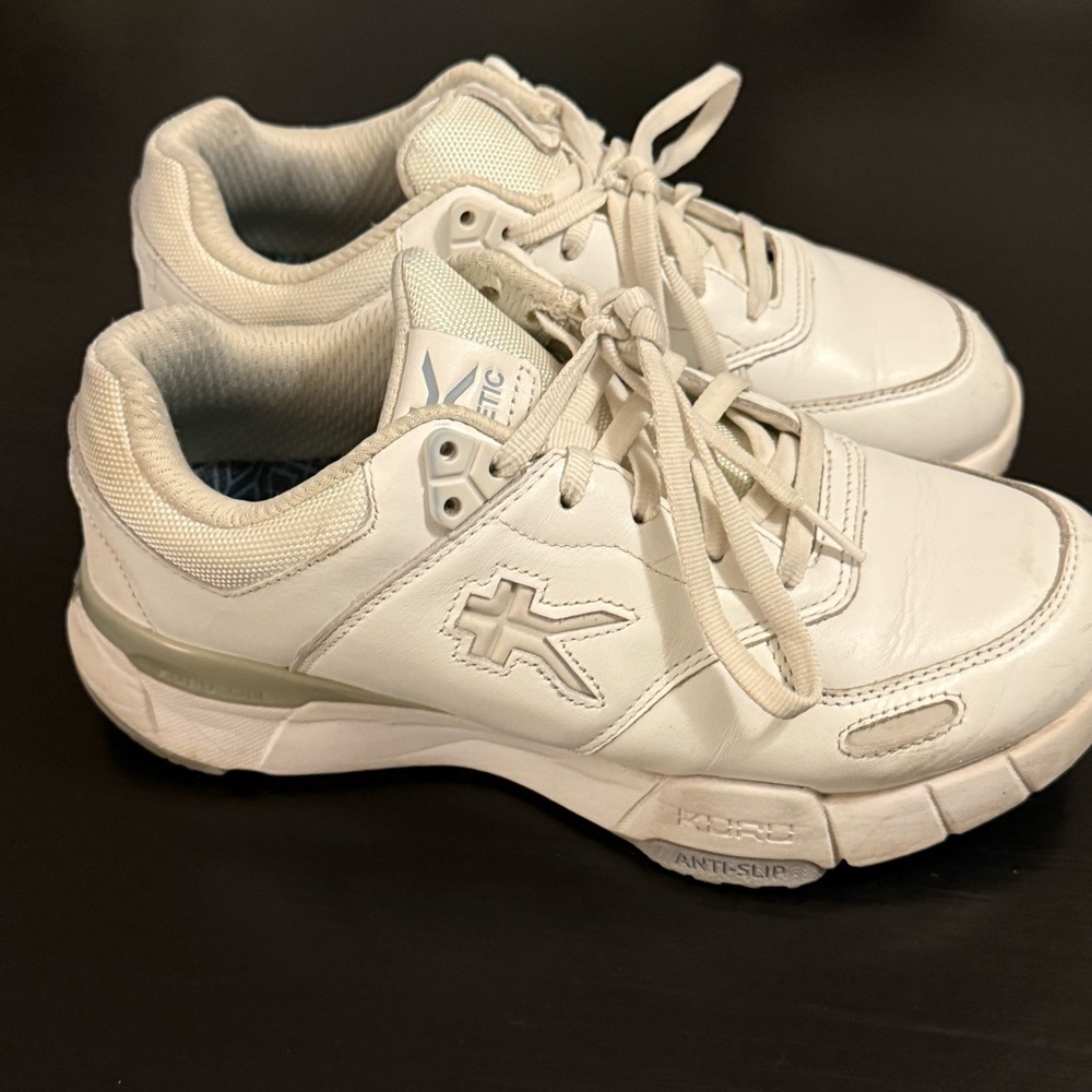 Kuru Kinetic Cloud Anti-Slip comfort shoes, arch‎ support women’s size 9 wide